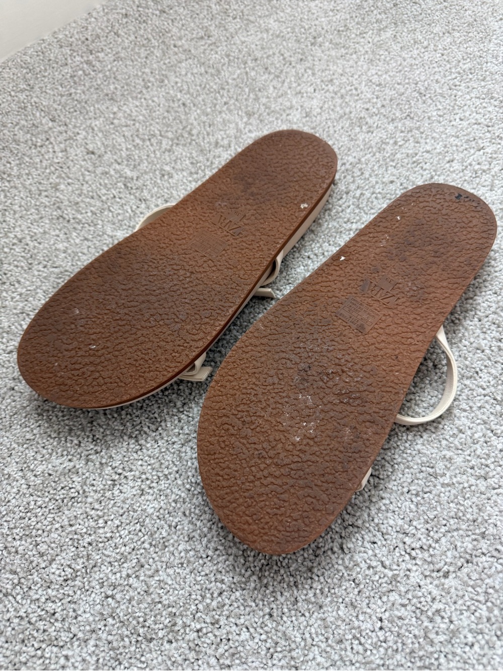 Zara Cream Double-Buckle Slide Sandals - Picture 3 of 4